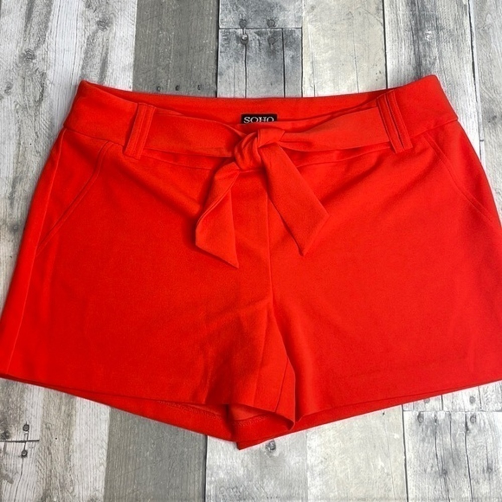𝅺SOHO orange colored shorts.  Faux pockets and belt. 4” inseam. Size large. EUC